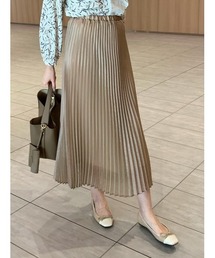 シアーシャイニープリーツスカート