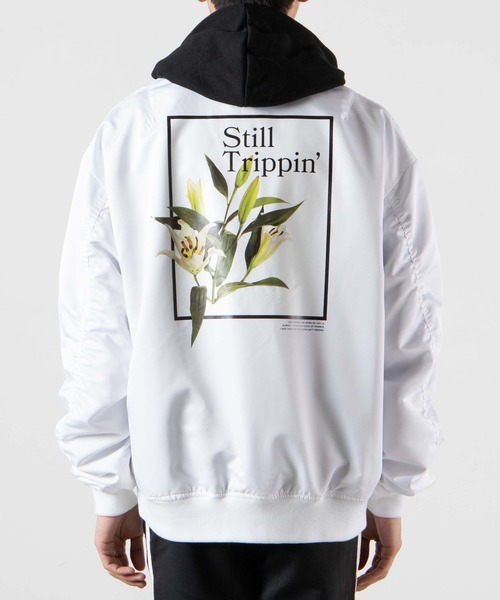 WEGO（ウィゴー）の「WEGO/フォトグラフィックMA－1（ミリタリージャケット・メンズ・ホワイト/ブラック・MEDIUM/LARGE）」の22枚目の写真