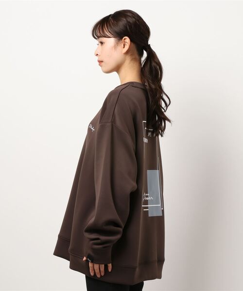 Pledge(プレッジ)の「【Bl】【pledge】イラストプリント ポンチプルオーバー(スウェット・レディース・ホワイト系その他2/ホワイト系その他3/ブラック系その他2/ブラック系その他3/ブルー系その他3/パープル系その他3/ブラウン系その他/グレー系その他/ブラック系その他/ホワイト系その他/ホワイト系その他4・MEDIUM/LARGE)」の21枚目の写真