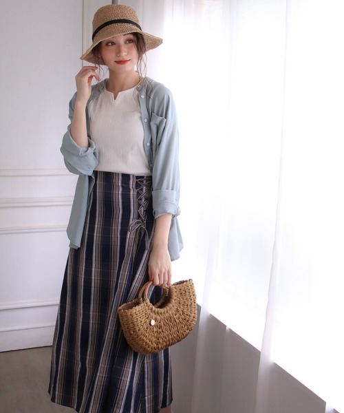 ikka（イッカ）の「ノルマンディリネンレースアップスカート（スカート・レディース・ベージュ/ネイビー/オリーブ・M/L）」の6枚目の写真