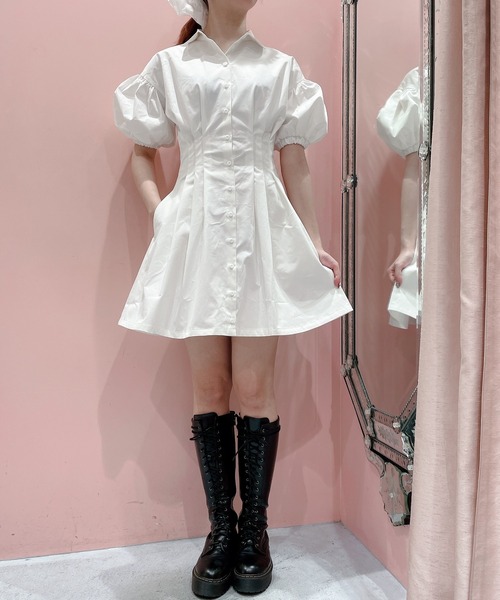 PAIN(ペイン)の「タックフレアシャツドレス(ワンピース・レディース・ブルー/ブラック/ベージュ/ホワイト・FREE)」の5枚目の写真