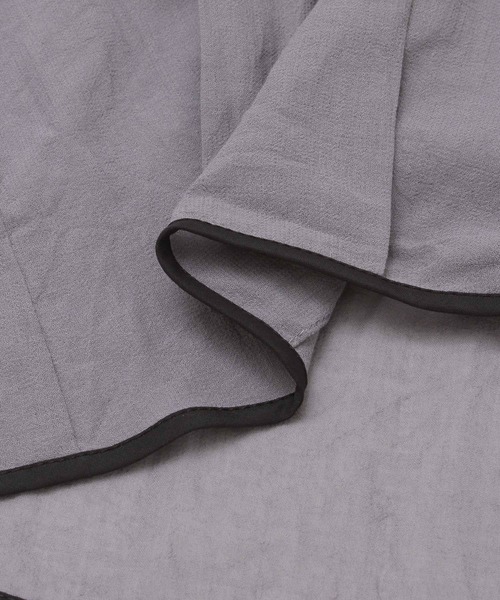 siiwa（シーワ）の「siiwa　コットンシルクタックブラウス（シャツ/ブラウス・レディース・オフホワイト/グレー・ONE）」の3枚目の写真