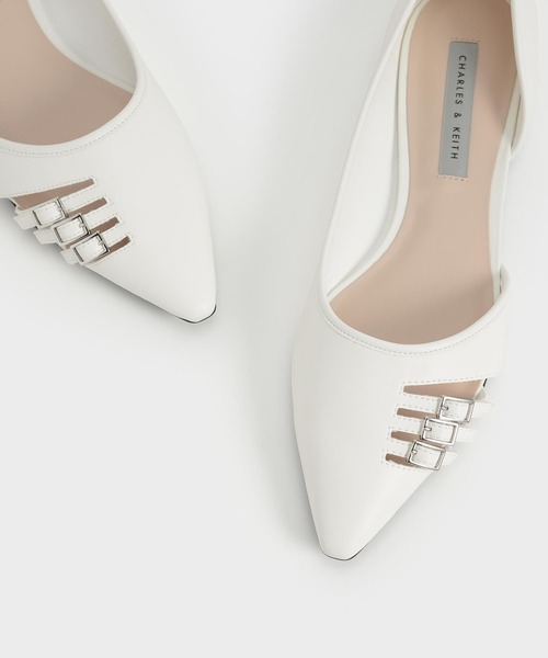 CHARLES & KEITH（チャールズ & キース）の「ハーフドルセイ カットアウトバレリーナ / Half D'Orsay Cut-Out Ballerinas（パンプス・レディース・ホワイト/ブラック・22.5cm/23cm/23.5cm/24.5cm/25cm/25.5cm）」の8枚目の写真