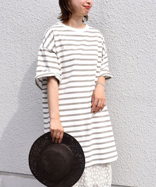 SHIPS（シップス）の「【WEB限定】ルーズシルエットボーダーTEE◇（Tシャツ/カットソー・レディース・ライトグレー/ネイビー/ブラック/オリーブ・LARGE/MEDIUM）」の21枚目の写真