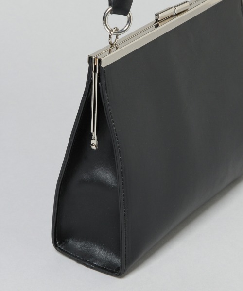 HARE（ハレ）の「ミニマルガマグチBAG(HARE)（ショルダーバッグ・レディース・ブラック/ブラック系その他・FREE）」の4枚目の写真