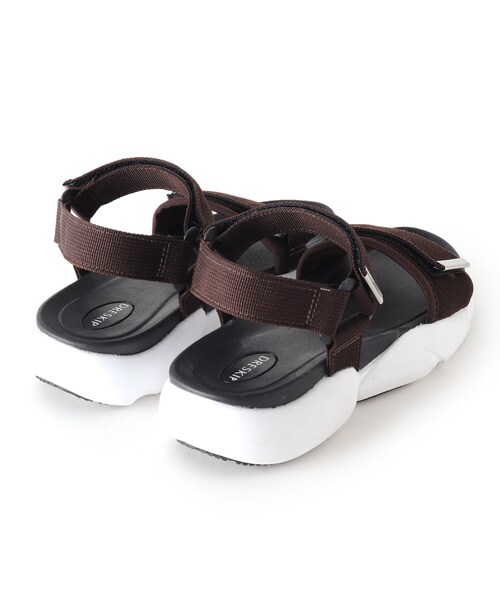 DRESKIP（ドレスキップ）の「◆スニーカー底サンダル（サンダル・レディース・ブラック/ブラック系3/ブラウン系4・35/45）」の6枚目の写真