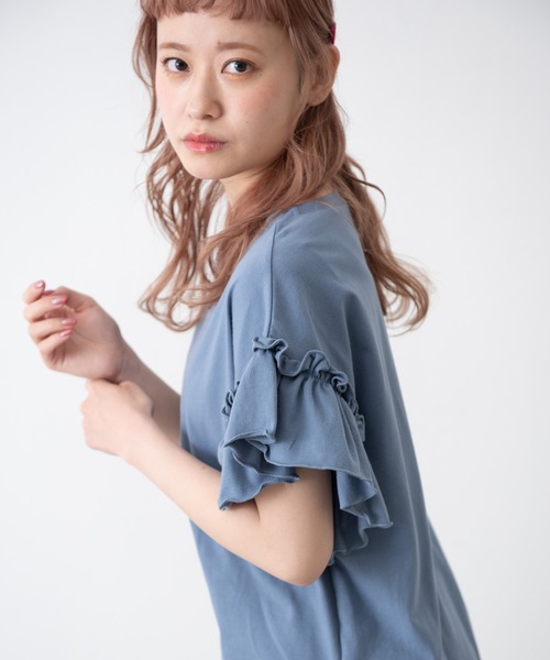 MERLOT(メルロー)の「ダブルフリルスリーブT(Tシャツ/カットソー・レディース・ブラック/オフホワイト/ピンク/ブルー・FREE)」の7枚目の写真