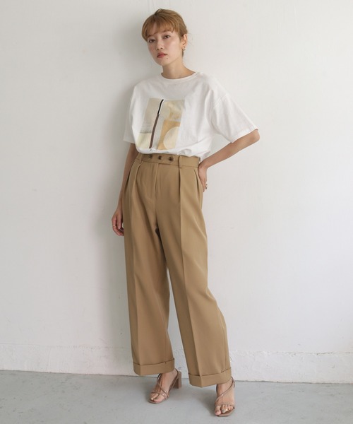 CLEIO（クレイオ）の「【CLEIO】ニュアンスアートプリントTシャツ（Tシャツ/カットソー・レディース・ベージュ/オフホワイト・FREE）」の6枚目の写真