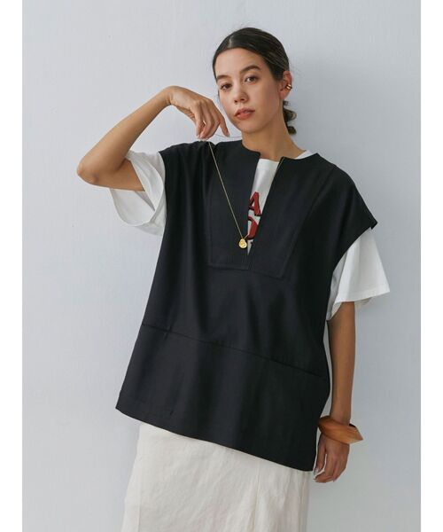 Ungrid(アングリッド)の「リネン混Vネックトップス(シャツ/ブラウス・レディース・アイボリー/ブラック・FREE)」の2枚目の写真