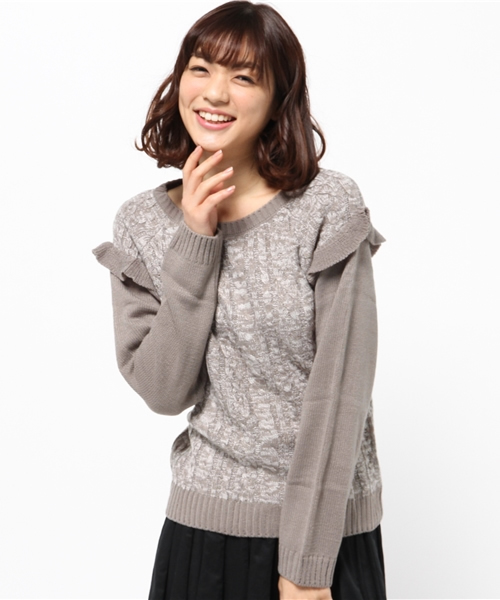 one after another NICE CLAUP（ワンアフターアナザーナイスクラップ）の「【ナイスクラップ】肩プリプリプルオーバー（ニット/セーター・レディース・アイボリー/グレー/サックスブルー・FREE）」の2枚目の写真