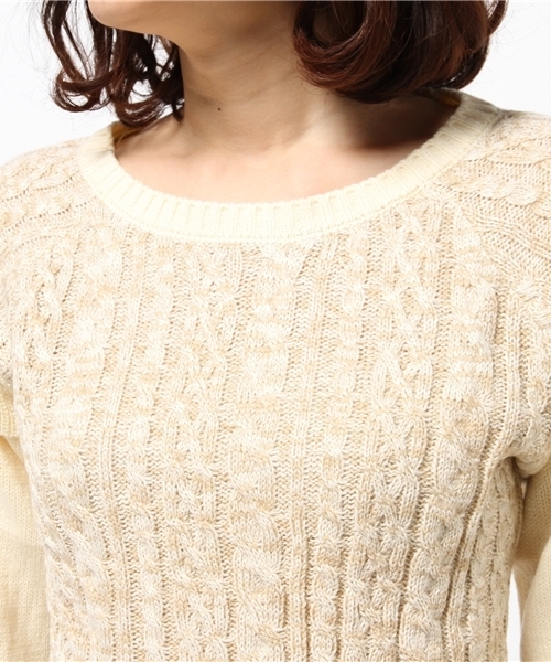 one after another NICE CLAUP（ワンアフターアナザーナイスクラップ）の「【ナイスクラップ】肩プリプリプルオーバー（ニット/セーター・レディース・アイボリー/グレー/サックスブルー・FREE）」の7枚目の写真