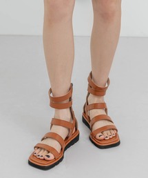 ストラップグラディエイターフラットサンダル