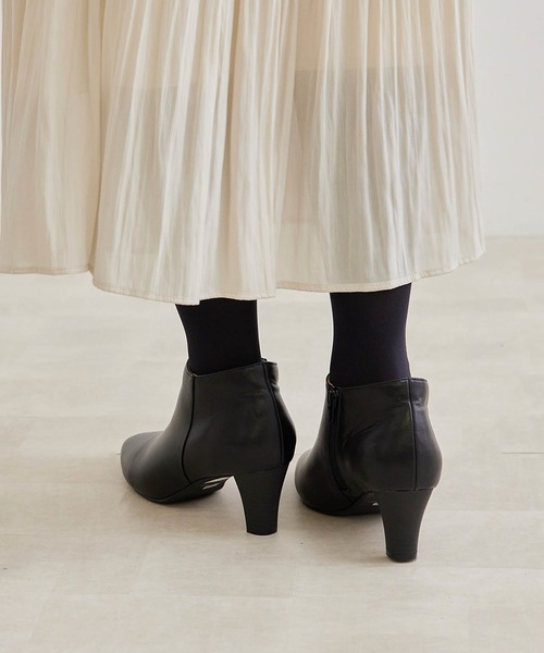 ROPE' PICNIC(ロペピクニック)の「アンクルブーティー(ブーツ・レディース・ブラック・22.5cm/23.5cm/24.5cm/23.0cm/24.0cm/25.0cm)」の9枚目の写真