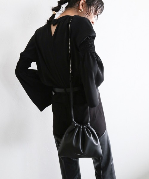 HARE（ハレ）の「シンセティックレザーキンチャクバッグ(HARE)（ショルダーバッグ・レディース・ブラック・FREE）」の19枚目の写真