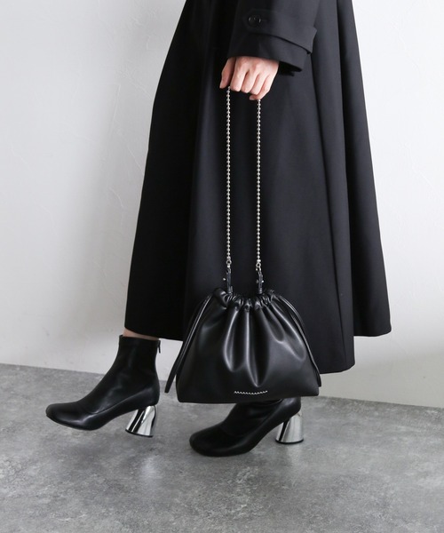 HARE（ハレ）の「シンセティックレザーキンチャクバッグ(HARE)（ショルダーバッグ・レディース・ブラック・FREE）」の12枚目の写真