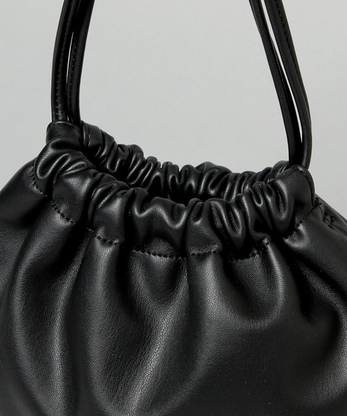 レア！美品【HARE】巾着レザーバッグ HARE(ハレ) / シンセティックレザーキンチャクRINGBAG/巾着