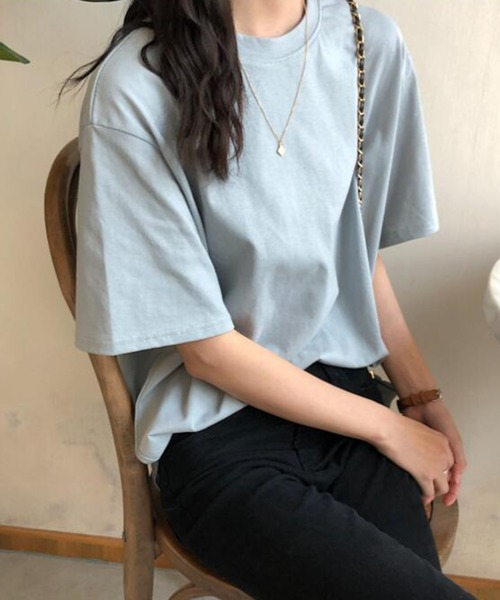 Bifrost(ビフレスト)の「無地ベーシッククルーネックTシャツ(Tシャツ/カットソー・レディース・ホワイト/ベージュ/ブルー/グレー・F)」の4枚目の写真