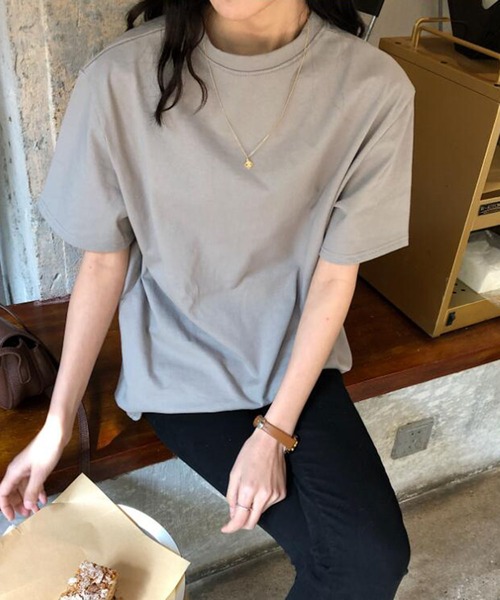 Bifrost(ビフレスト)の「無地ベーシッククルーネックTシャツ(Tシャツ/カットソー・レディース・ホワイト/ベージュ/ブルー/グレー・F)」の12枚目の写真