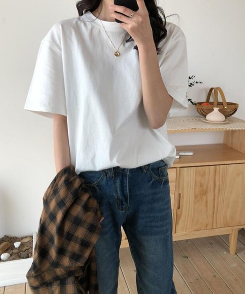 Bifrost(ビフレスト)の「無地ベーシッククルーネックTシャツ(Tシャツ/カットソー・レディース・ホワイト/ベージュ/ブルー/グレー・F)」の7枚目の写真