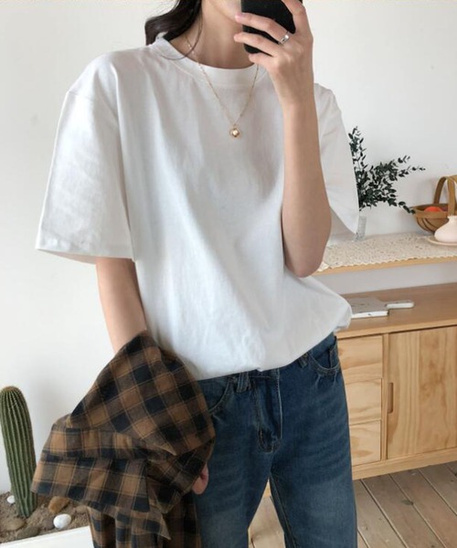 Bifrost(ビフレスト)の「無地ベーシッククルーネックTシャツ(Tシャツ/カットソー・レディース・ホワイト/ベージュ/ブルー/グレー・F)」の9枚目の写真