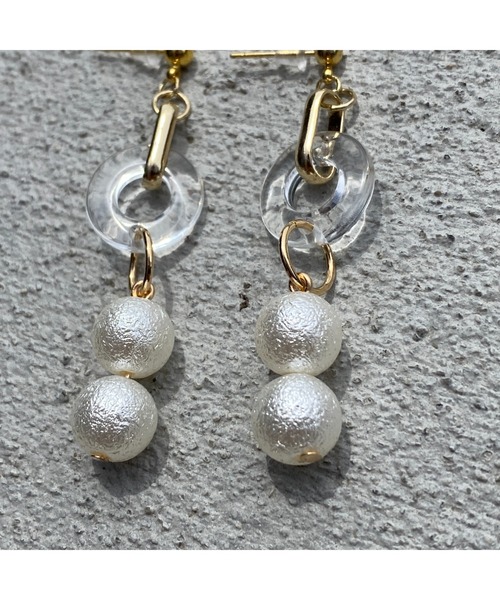 tone(トーン)の「【-lensa-】クリアリング×コットンパールの小ぶりピアス(MA)(ピアス(両耳用)・レディース・ゴールド・FREE)」の6枚目の写真