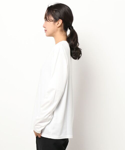 Ungrid（アングリッド）の「BASIC ロングスリーブTee（Tシャツ/カットソー・レディース・オフホワイト・MEDIUM/SMALL）」の2枚目の写真