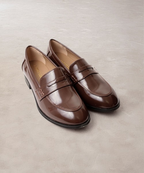 LibertyDoll（リバティードール）の「LibertyDoll 美シルエットコインローファー（ローファー・レディース・ブラック/ダークブラウン/ブラウン/レッド/シルバー/ブラック系その他/キャメル/ワイン/ダークブラウン系/ブラック系その他2/ブラウン系その他・LL/3L/S/M/L/SS）」の4枚目の写真