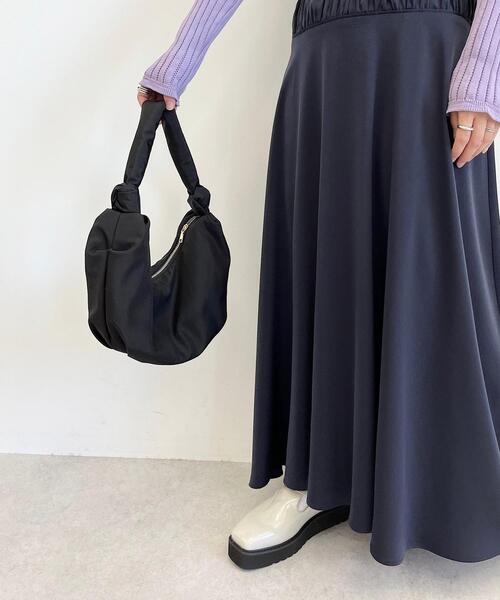 CITEN(シテン)の「<CITEN(シテン)>パデッド ノット バッグ(ハンドバッグ・レディース・ブラック/オフホワイト/ケリー・FREE)」の13枚目の写真