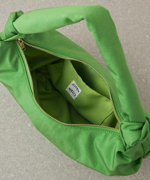 CITEN(シテン)の「<CITEN(シテン)>パデッド ノット バッグ(ハンドバッグ・レディース・ブラック/オフホワイト/ケリー・FREE)」の16枚目の写真