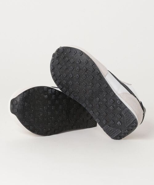 NIKE(ナイキ)の「NIKE/Nike Waffle Trainer 2(スニーカー・キッズ・ブラック/ホワイト・16/14/15 )」の3枚目の写真