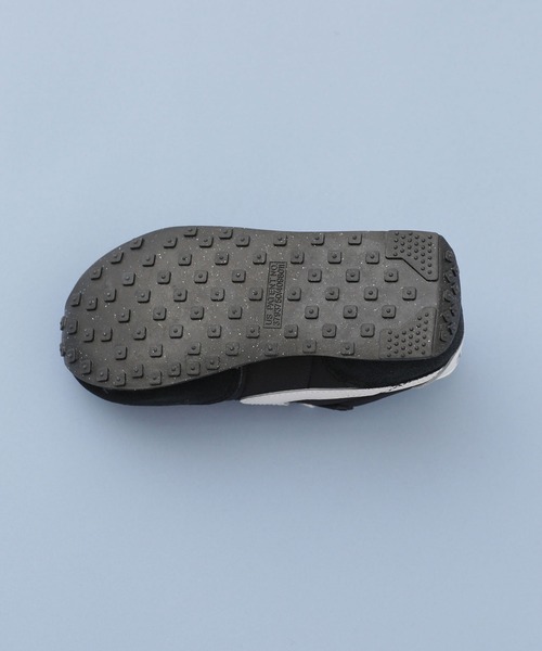 NIKE(ナイキ)の「NIKE/Nike Waffle Trainer 2(スニーカー・キッズ・ブラック/ホワイト・16/14/15 )」の7枚目の写真