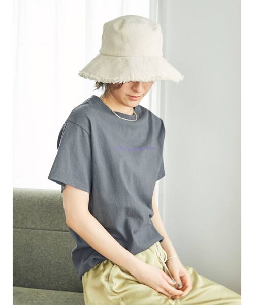 Ungrid（アングリッド）の「バックフォトプリントTee（Tシャツ/カットソー・レディース・オフホワイト/ライトグレー/チャコールグレー/ピンク/ベージュ・FREE）」の8枚目の写真