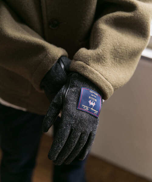 URBAN RESEARCH DOORS（アーバンリサーチドアーズ）の「MOONツイードレザーグローブ（手袋・メンズ・グレー系その他/ブラウン系その他/グリーン系その他/ブルー系その他・ONE）」の2枚目の写真