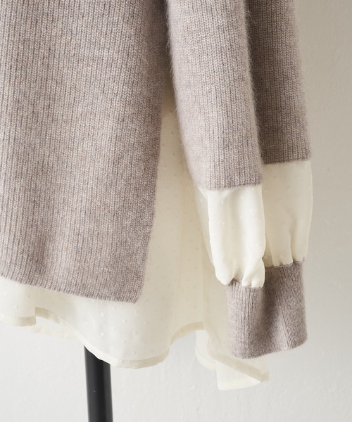 BEARDSLEY（ビアズリー）の「レイヤード風スタイルが簡単に楽しめるラクーン混ドットコンビニット（ニット/セーター・レディース・ベージュ/ダークグレー・FREE）」の11枚目の写真
