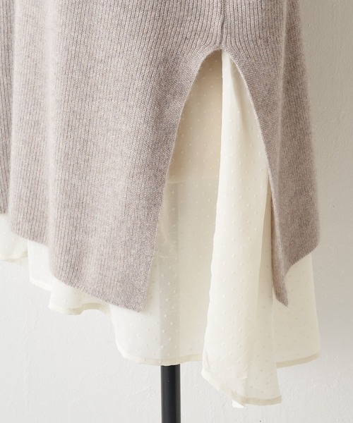 BEARDSLEY（ビアズリー）の「レイヤード風スタイルが簡単に楽しめるラクーン混ドットコンビニット（ニット/セーター・レディース・ベージュ/ダークグレー・FREE）」の3枚目の写真