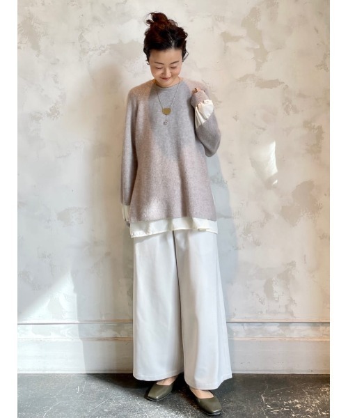 BEARDSLEY（ビアズリー）の「レイヤード風スタイルが簡単に楽しめるラクーン混ドットコンビニット（ニット/セーター・レディース・ベージュ/ダークグレー・FREE）」の16枚目の写真