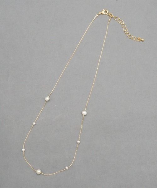 flower（フラワー）の「ドロップパールネックレス（ネックレス・レディース・ゴールド・FREE）」の3枚目の写真