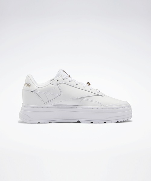 Reebok（リーボック）の「クラブシー / Club C Double Geo（スニーカー・レディース・アイボリー/ホワイト×ホワイト・22.5cm/23.5cm/24.5cm/25.5cm/23.0cm/24.0cm/25.0cm/26.0cm/22.0cm）」の15枚目の写真