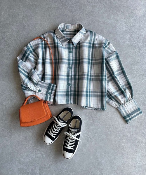 JUGLANS(ユグランス)の「☆ 一枚で主役級。チェック柄ロングカフスショート丈シャツ S1575(シャツ/ブラウス・レディース・ピンク/グリーン・FREE)」の2枚目の写真