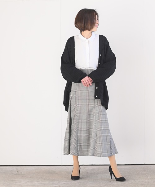 rps（アールピーエス）の「スパンブロードボリュームタック袖ブラウス（シャツ/ブラウス・レディース・ブラック/オフホワイト/ラベンダー/ダークグリーン・M/フリー）」の13枚目の写真