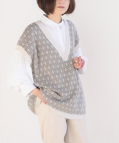 rps（アールピーエス）の「スパンブロードボリュームタック袖ブラウス（シャツ/ブラウス・レディース・ブラック/オフホワイト/ラベンダー/ダークグリーン・M/フリー）」の15枚目の写真