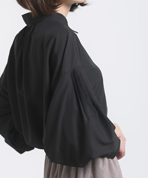 rps（アールピーエス）の「スパンブロードボリュームタック袖ブラウス（シャツ/ブラウス・レディース・ブラック/オフホワイト/ラベンダー/ダークグリーン・M/フリー）」の21枚目の写真