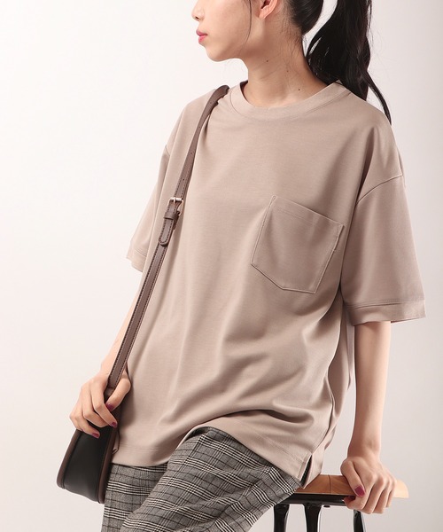 Chiaro(キアロ)の「CHIARO DRYMASTER UVカット 吸汗速乾 ユニセックス ドライオーバーサイズ Tシャツ 男女兼用(Tシャツ/カットソー・メンズ・ブラック/グレー/オフホワイト/ベージュ・S/M)」の4枚目の写真