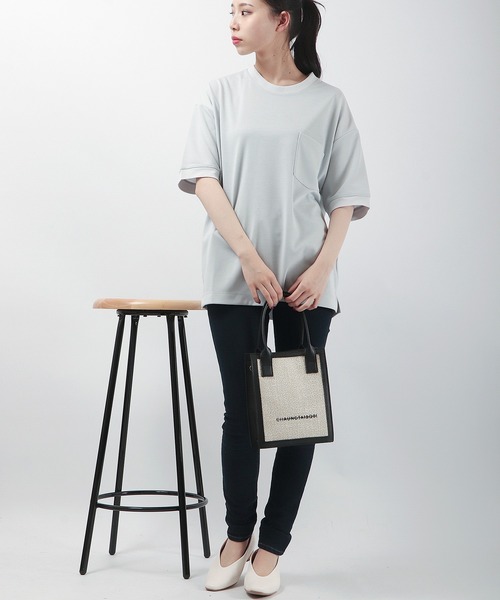 Chiaro(キアロ)の「CHIARO DRYMASTER UVカット 吸汗速乾 ユニセックス ドライオーバーサイズ Tシャツ 男女兼用(Tシャツ/カットソー・メンズ・ブラック/グレー/オフホワイト/ベージュ・S/M)」の19枚目の写真