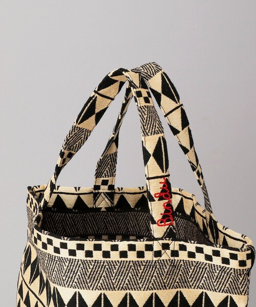 FREAK'S STORE（フリークスストア）の「【WEB限定】Bindu/ビンドゥー　キカ柄ジャガードTOTE BAG（ショルダーバッグ・レディース・ブラック/ナチュラル・ONE SIZE）」の4枚目の写真