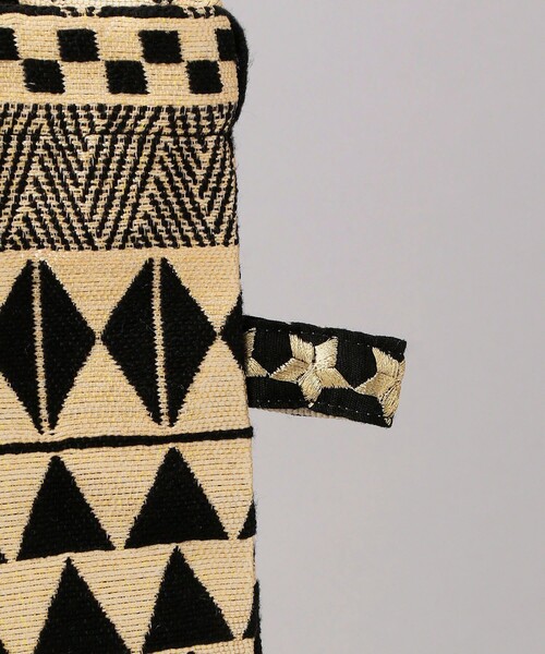 FREAK'S STORE（フリークスストア）の「【WEB限定】Bindu/ビンドゥー　キカ柄ジャガードTOTE BAG（ショルダーバッグ・レディース・ブラック/ナチュラル・ONE SIZE）」の5枚目の写真