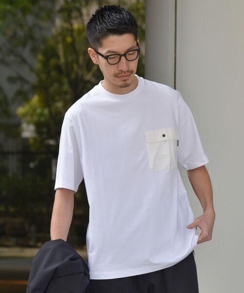 SHIPS(シップス)の「SHIPS:〈遮熱/UVカット/吸水速乾/接触冷感〉SHELTECH(R) フラップポケット Tシャツ(Tシャツ/カットソー・メンズ・ホワイト/ブラック/ブルー・SMALL/MEDIUM/LARGE/X-LARGE)」の1枚目の写真