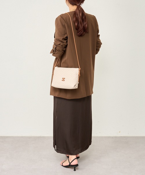 Uni&co. レザーショルダー キャメルカラー マグネット開閉 収納袋付き Uni&co. レザーショルダー キャメルカラー マグネット開閉 収納