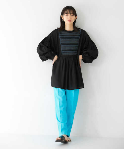 KBF（ケイビーエフ）の「スモッキングギャザーブラウス（シャツ/ブラウス・レディース・ブラック/オフホワイト/アイボリー・ONE）」の5枚目の写真