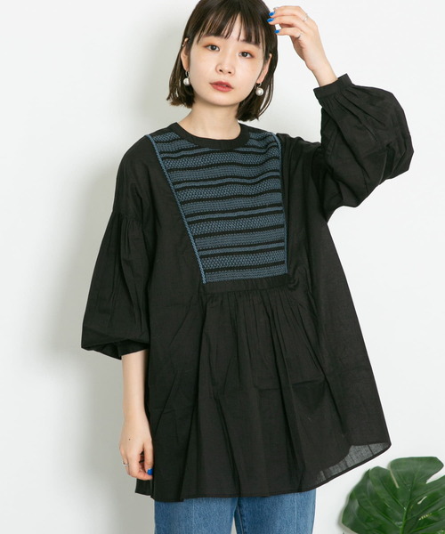 KBF（ケイビーエフ）の「スモッキングギャザーブラウス（シャツ/ブラウス・レディース・ブラック/オフホワイト/アイボリー・ONE）」の14枚目の写真